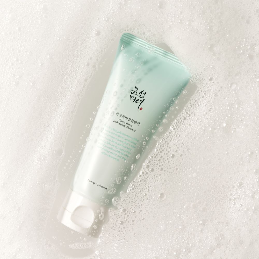 GREEN PLUM REFRESHING CLEANSER FOR GENTLE DAILY WASH (GEL LIMPIADOR DIARIO)